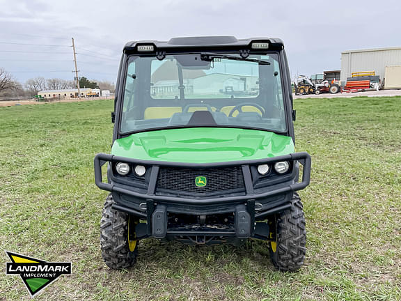 Image of John Deere XUV 835M equipment image 1