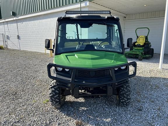 Image of John Deere XUV 835M equipment image 1