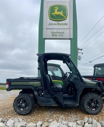 Main image John Deere XUV 835M