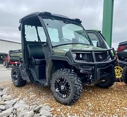 Main image John Deere XUV 835M 3