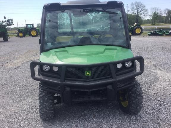 Image of John Deere XUV 835M equipment image 4