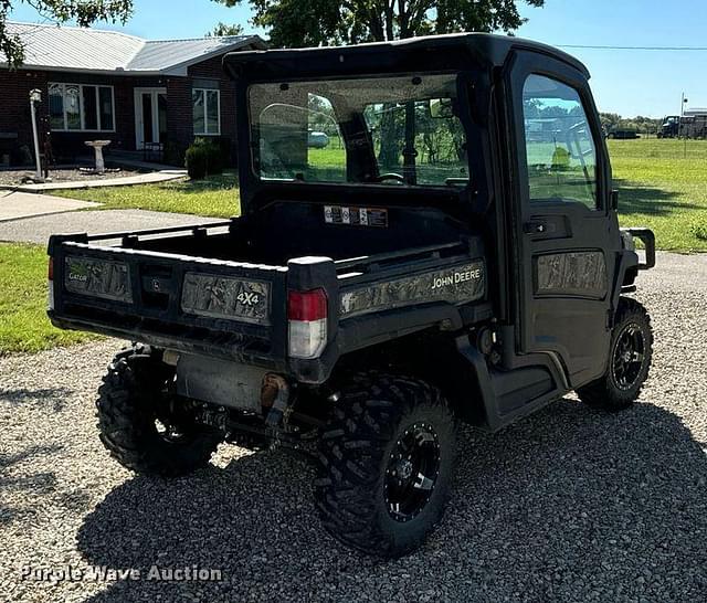 Image of John Deere XUV 835M equipment image 4