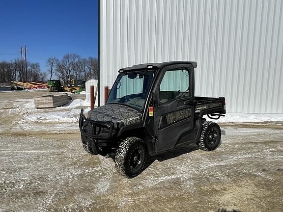 Image of John Deere XUV 835R equipment image 4