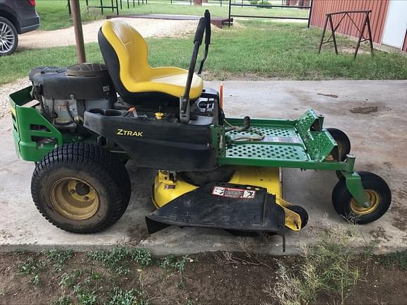 Image of John Deere Z335E equipment image 4