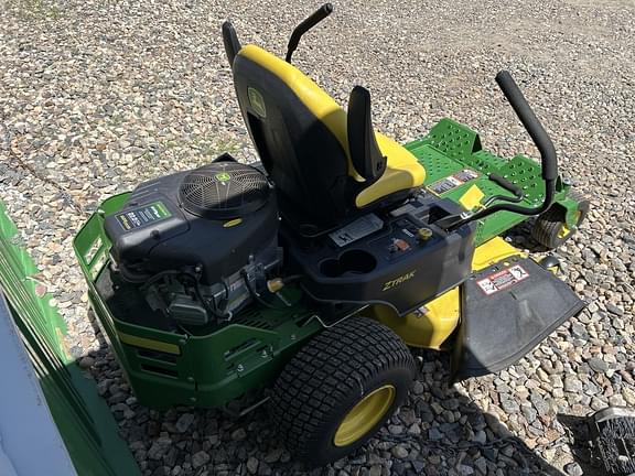 Image of John Deere Z345M equipment image 4