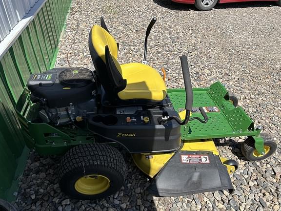 Image of John Deere Z345M equipment image 3