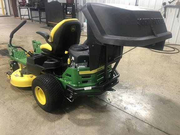 Image of John Deere Z345M equipment image 4