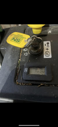 Image of John Deere Z355R equipment image 2