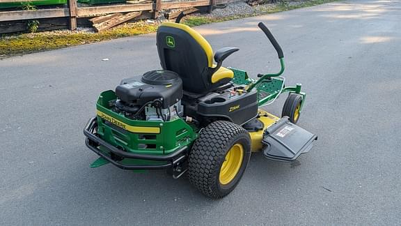 Image of John Deere Z355R equipment image 3
