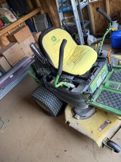 Image of John Deere Z375R equipment image 1