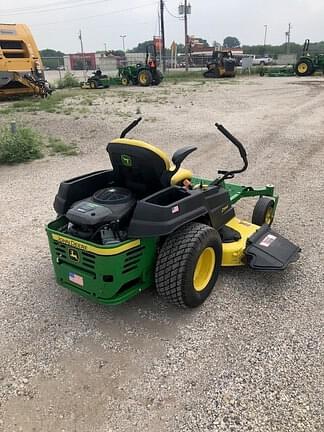 Image of John Deere Z525E equipment image 2