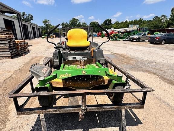 Image of John Deere Z525E equipment image 4