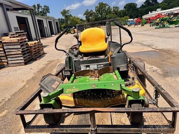 Image of John Deere Z525E equipment image 3