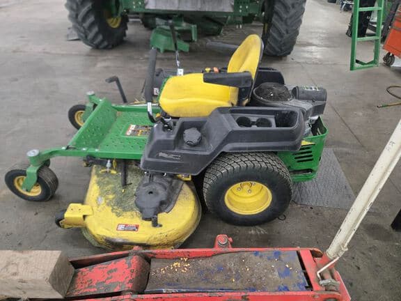 Image of John Deere Z535M equipment image 1