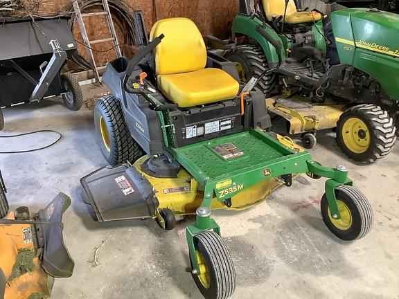 Image of John Deere Z535M equipment image 1