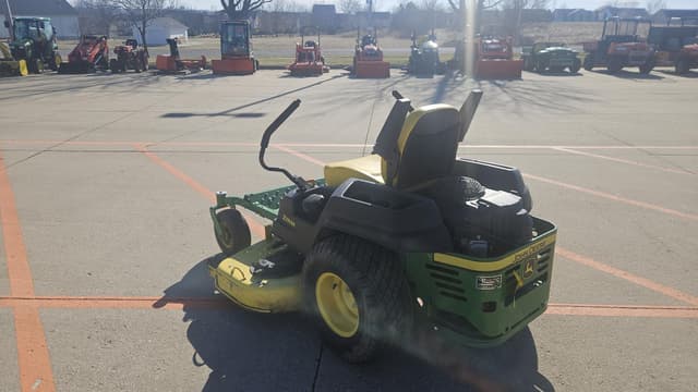 Image of John Deere Z540M equipment image 4