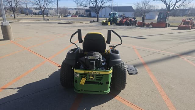 Image of John Deere Z540M equipment image 3