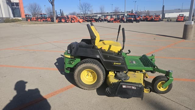 Image of John Deere Z540M equipment image 1