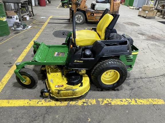 Image of John Deere Z540M equipment image 1