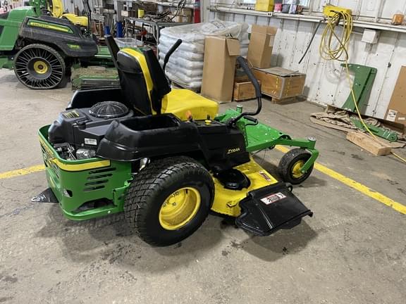 Image of John Deere Z540M equipment image 3