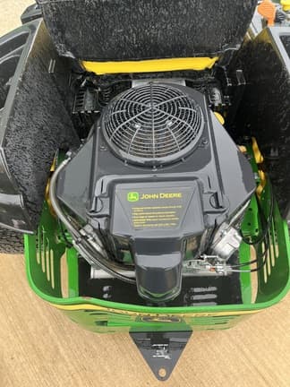 Image of John Deere Z540R equipment image 4