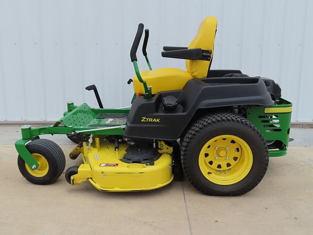 Image of John Deere Z540R equipment image 1