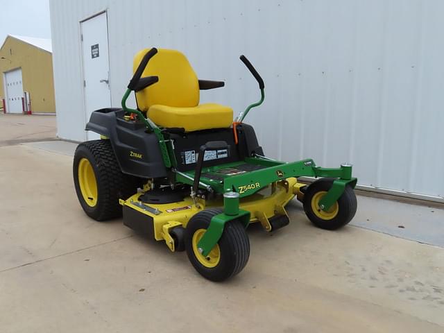 Image of John Deere Z540R equipment image 3