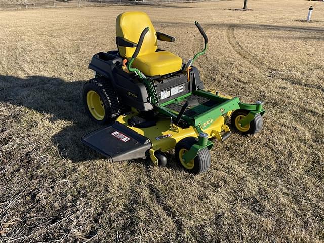 Image of John Deere Z540R equipment image 4