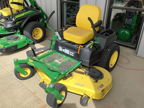 Image of John Deere Z540R equipment image 1