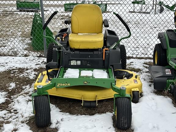 Image of John Deere Z540R equipment image 1