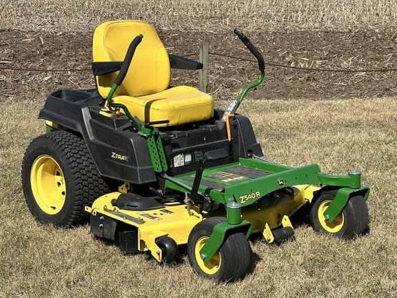 Main image John Deere Z540R