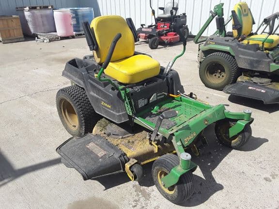 Image of John Deere Z540R equipment image 3