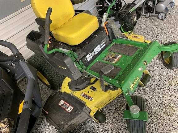 Image of John Deere Z540R equipment image 3
