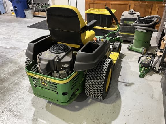 Image of John Deere Z540R equipment image 1