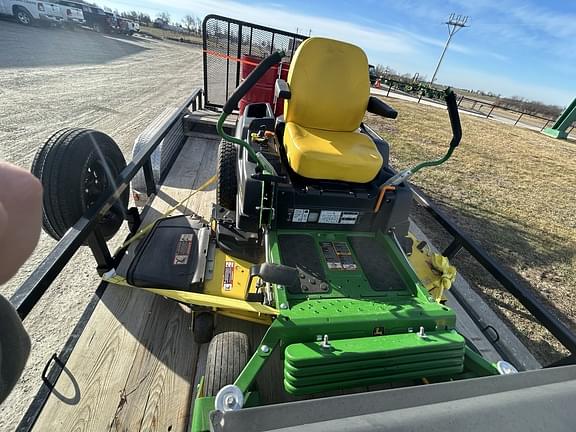 Image of John Deere Z540R equipment image 1