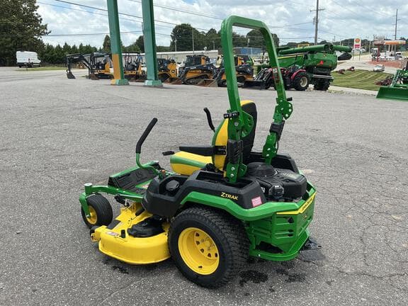 Image of John Deere Z545R equipment image 3