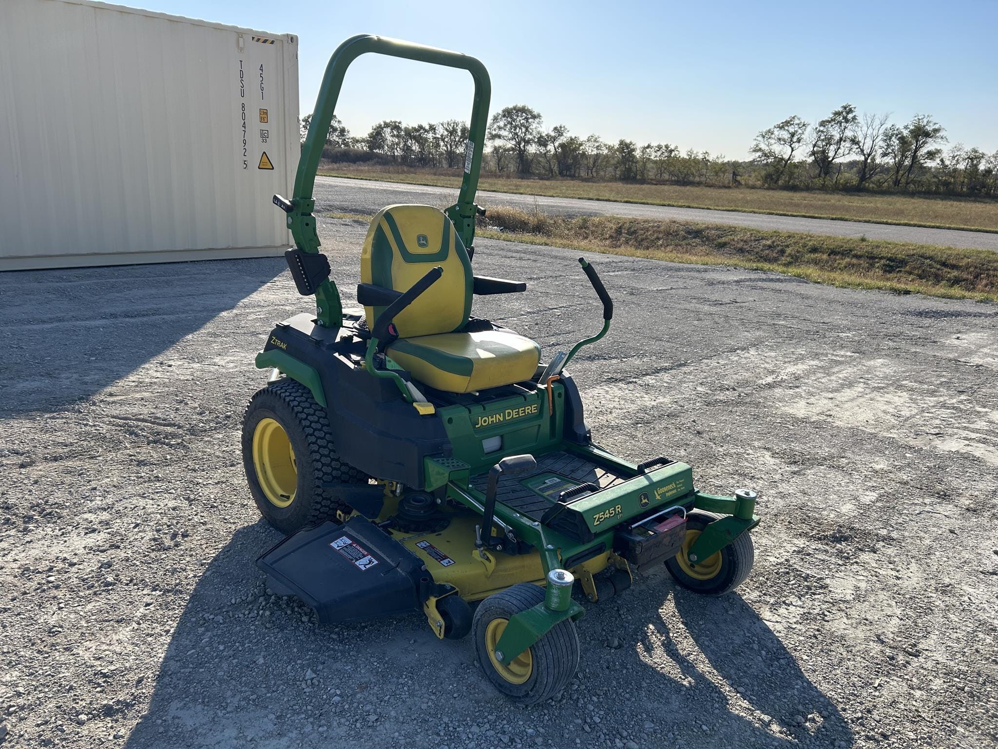 Main image John Deere Z545R