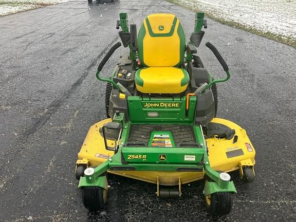 Image of John Deere Z545R equipment image 1