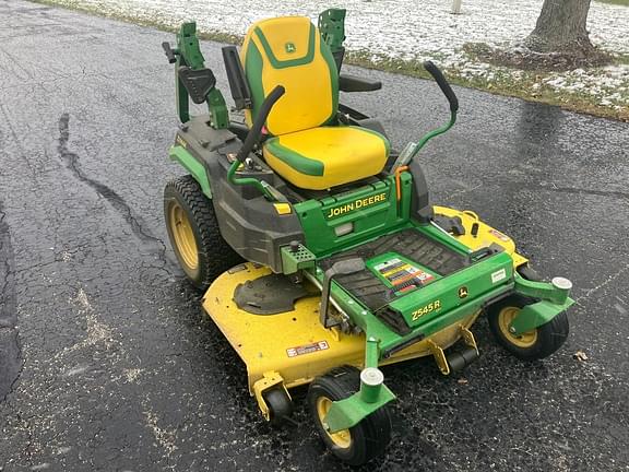 Image of John Deere Z545R equipment image 2