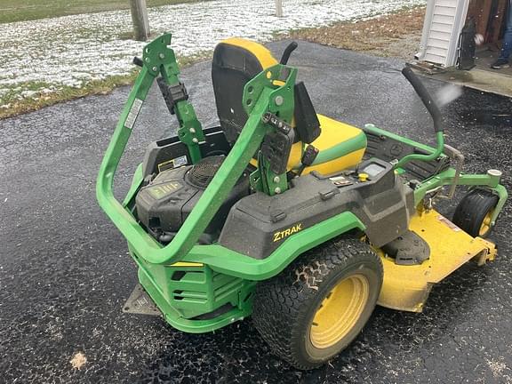 Image of John Deere Z545R equipment image 4