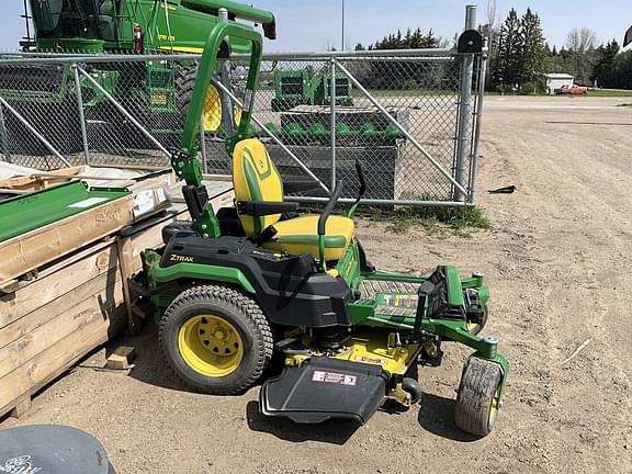 Image of John Deere Z545R equipment image 4