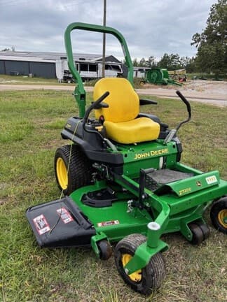 Image of John Deere Z720E equipment image 2
