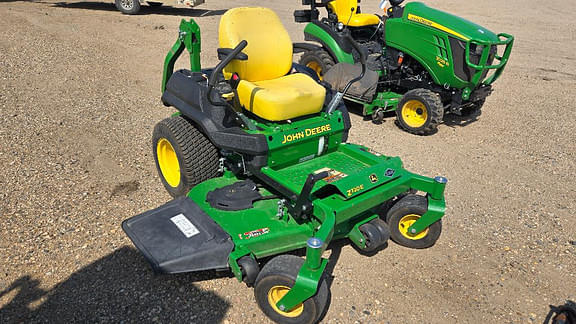 Image of John Deere Z720E equipment image 3