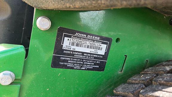 Image of John Deere Z720E equipment image 4