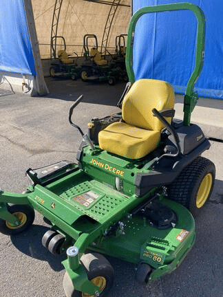 Main image John Deere Z720E