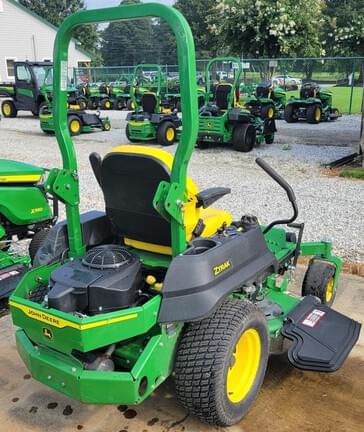 Image of John Deere Z720E equipment image 3