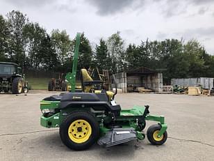 Main image John Deere Z720E 1