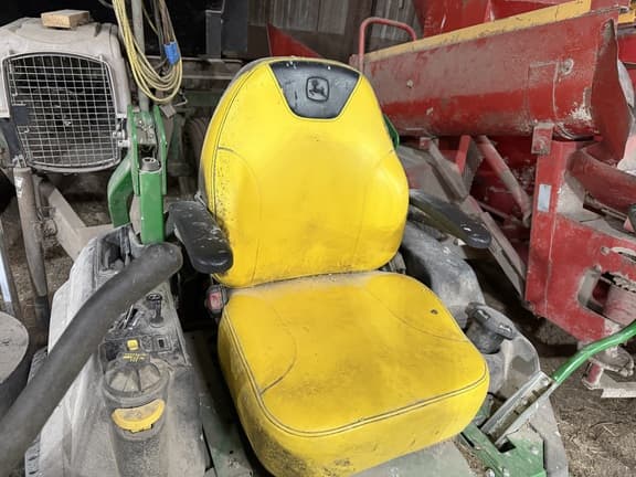 Image of John Deere Z730M equipment image 4