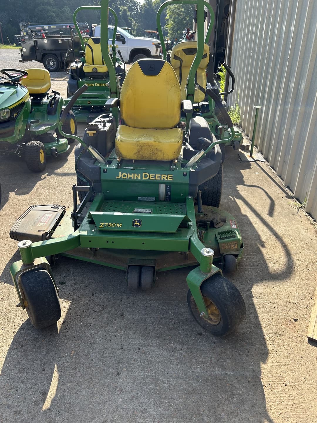 Image of John Deere Z730M Image 1