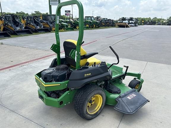 Image of John Deere Z735E equipment image 4